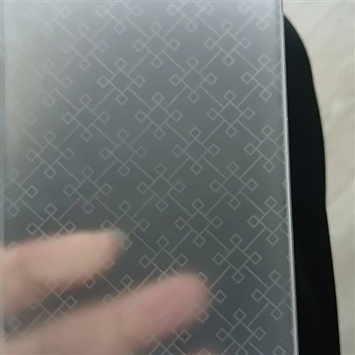 Frostet tempereret glas